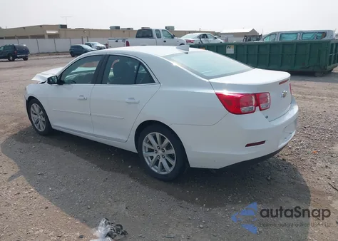 2015 Chevrolet Malibu 2Lt z USA, uszkodzony, nr VIN 1G11D5SL2FF324188